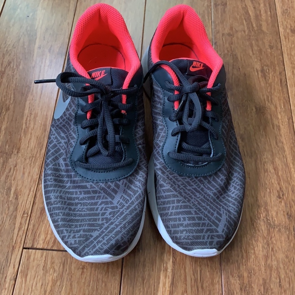 NIKE Flex Lite Weight Athletic Sneaker sz 7Y/8.5W - Picture 3 of 7